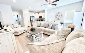 Shadow Lake Luxury